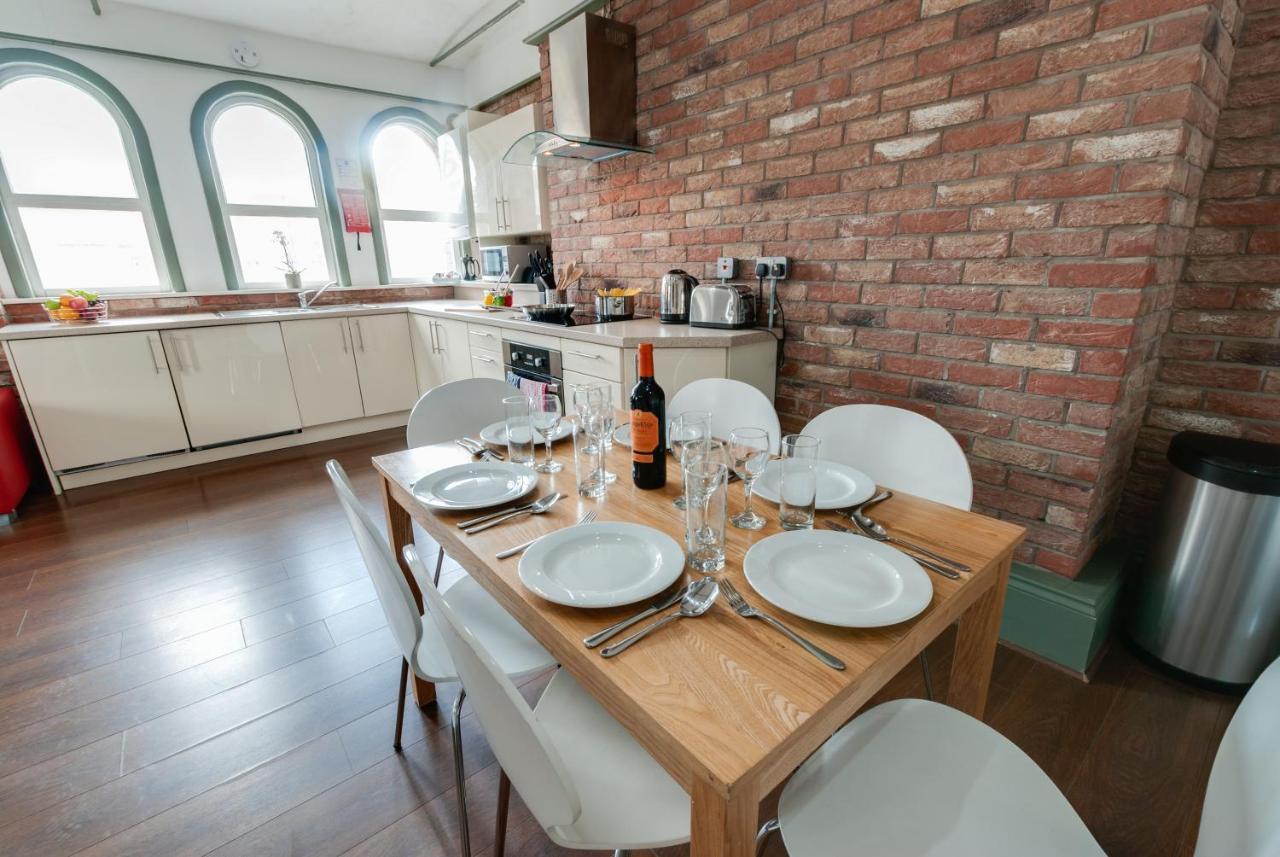 Base Serviced Apartments - Sir Thomas Street Liverpool Exterior foto
