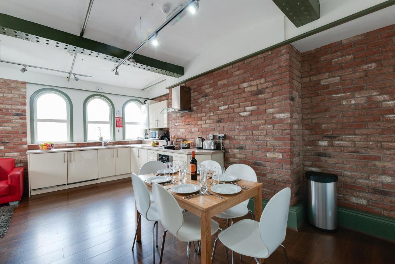 Base Serviced Apartments - Sir Thomas Street Liverpool Exterior foto